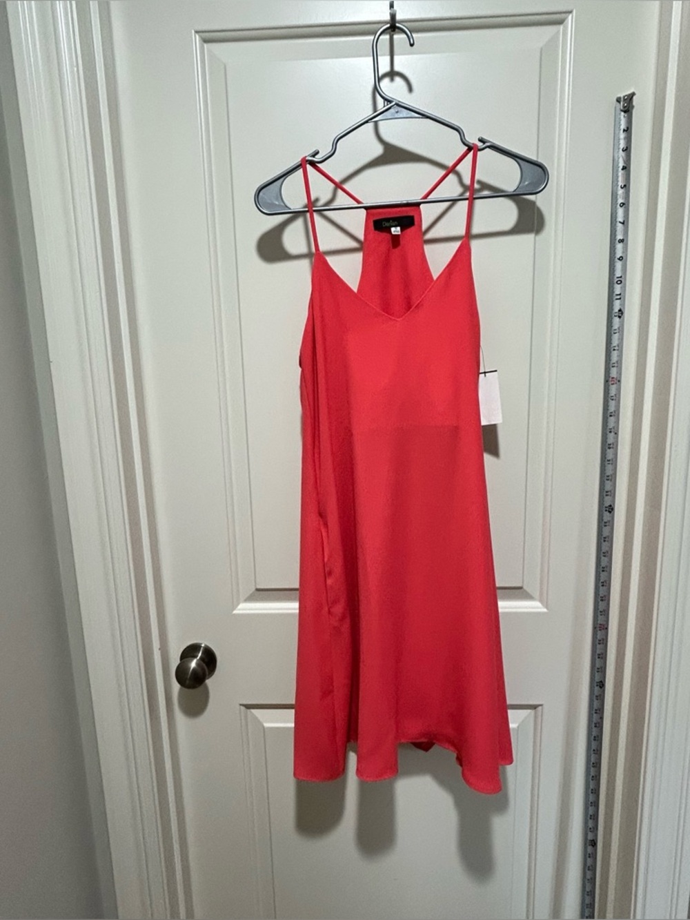 Darian women’s size 10 Coral Midi Dress with Spaghetti Straps. NWT. Built in bra